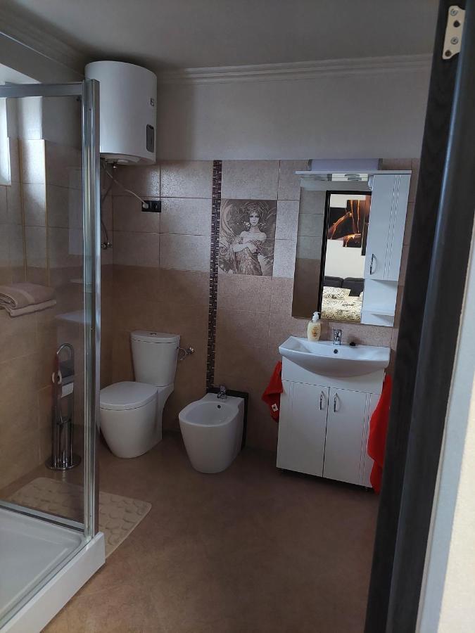 Apartment First December Oradea Zewnętrze zdjęcie